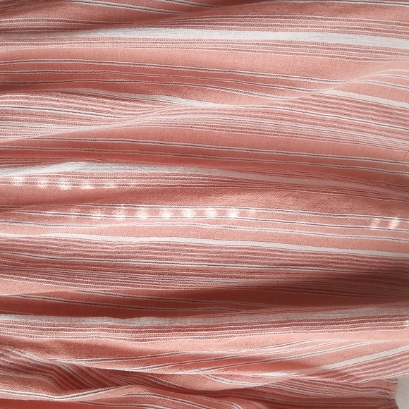 A.N.A. Crop Top - Picture 8 of 9